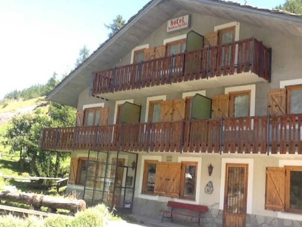 Maison Des Myrtilles Hotel Valgrisenche Exterior foto
